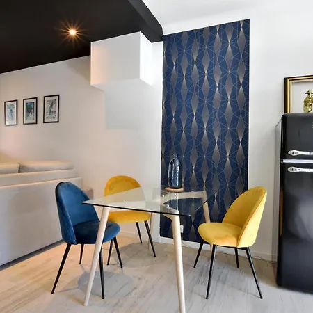 Centre Grand Rdc Grande Terrasse Climatisation Saint-Raphael (Var)